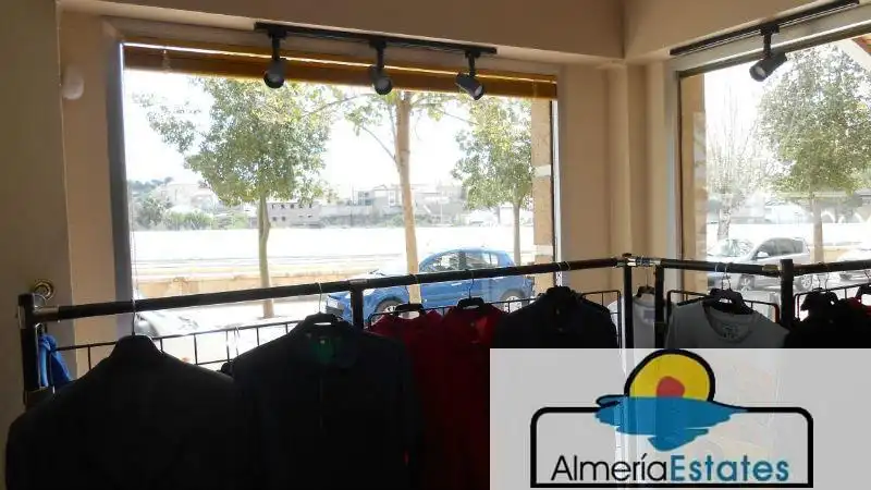 Local comercial de lloguer a Albox, imagen 4