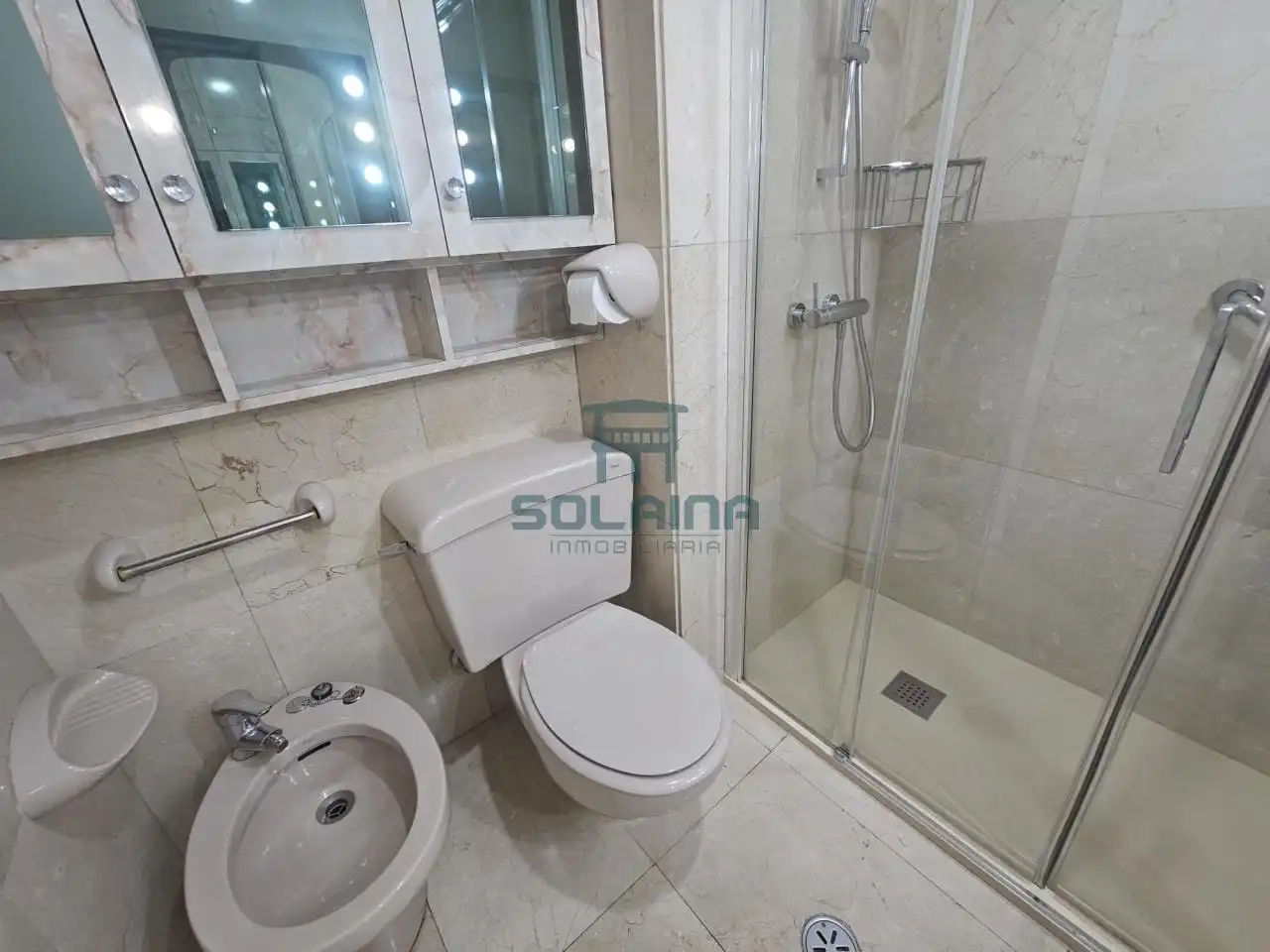 Baño de Piso en venta en Ourense Capital  con Calefacción, Parquet y Trastero