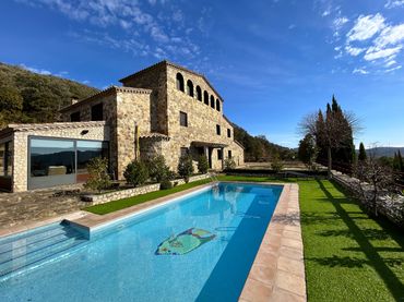 Casa amb piscina en venda a Sant Julià del Llor i Bonmatí