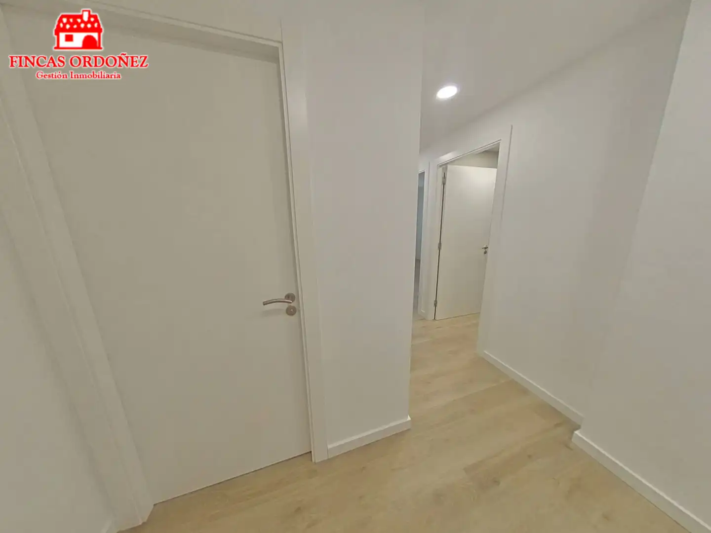 Wohnung zum Verkauf in Sant Andreu de la Barca mit Klimaanlage, Heizung und Balkon