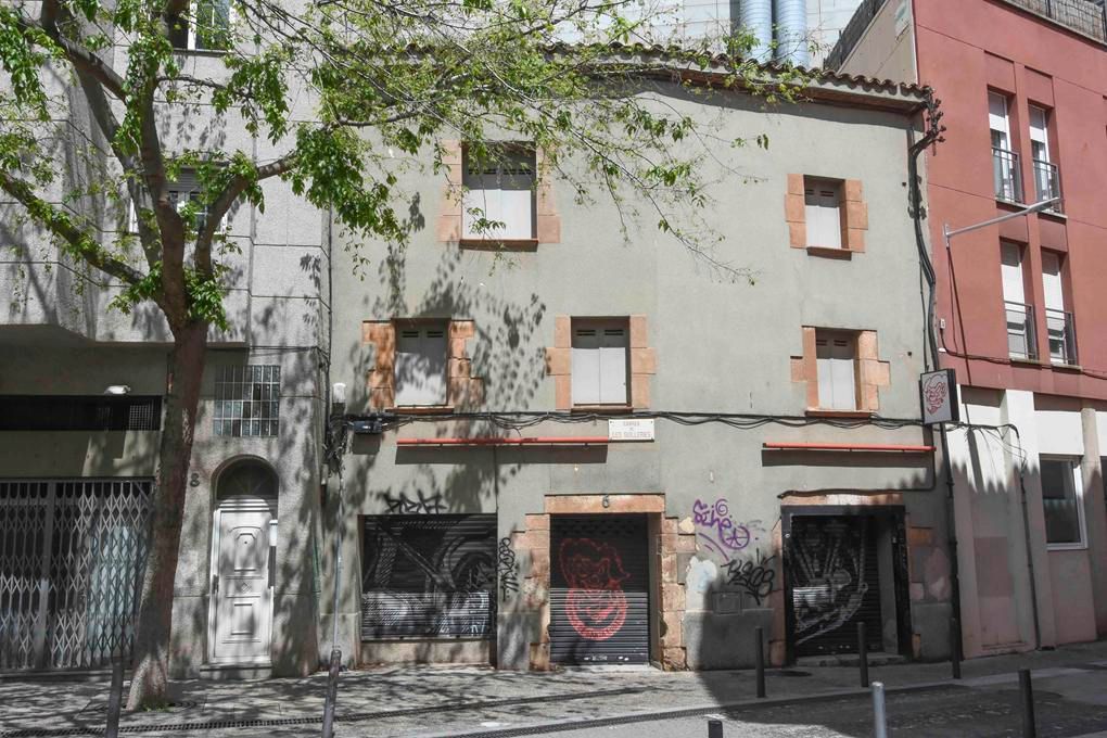 Exterior view of Single-family semi-detached for sale in Girona Capital