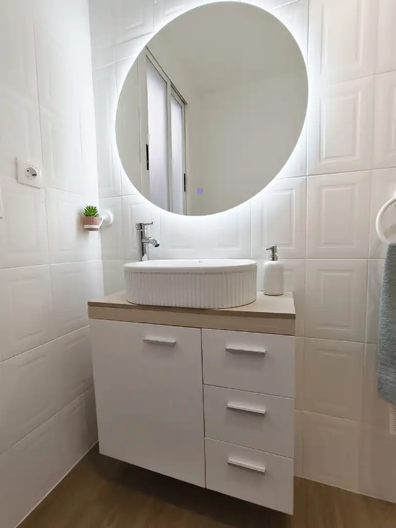 Bathroom of Flat for rent in Castellón de la Plana / Castelló de la Plana  with Furnished, TV and Internet