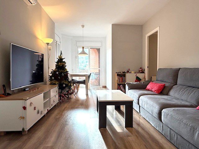 Flat for sale in RIERA BASTE, Marianao