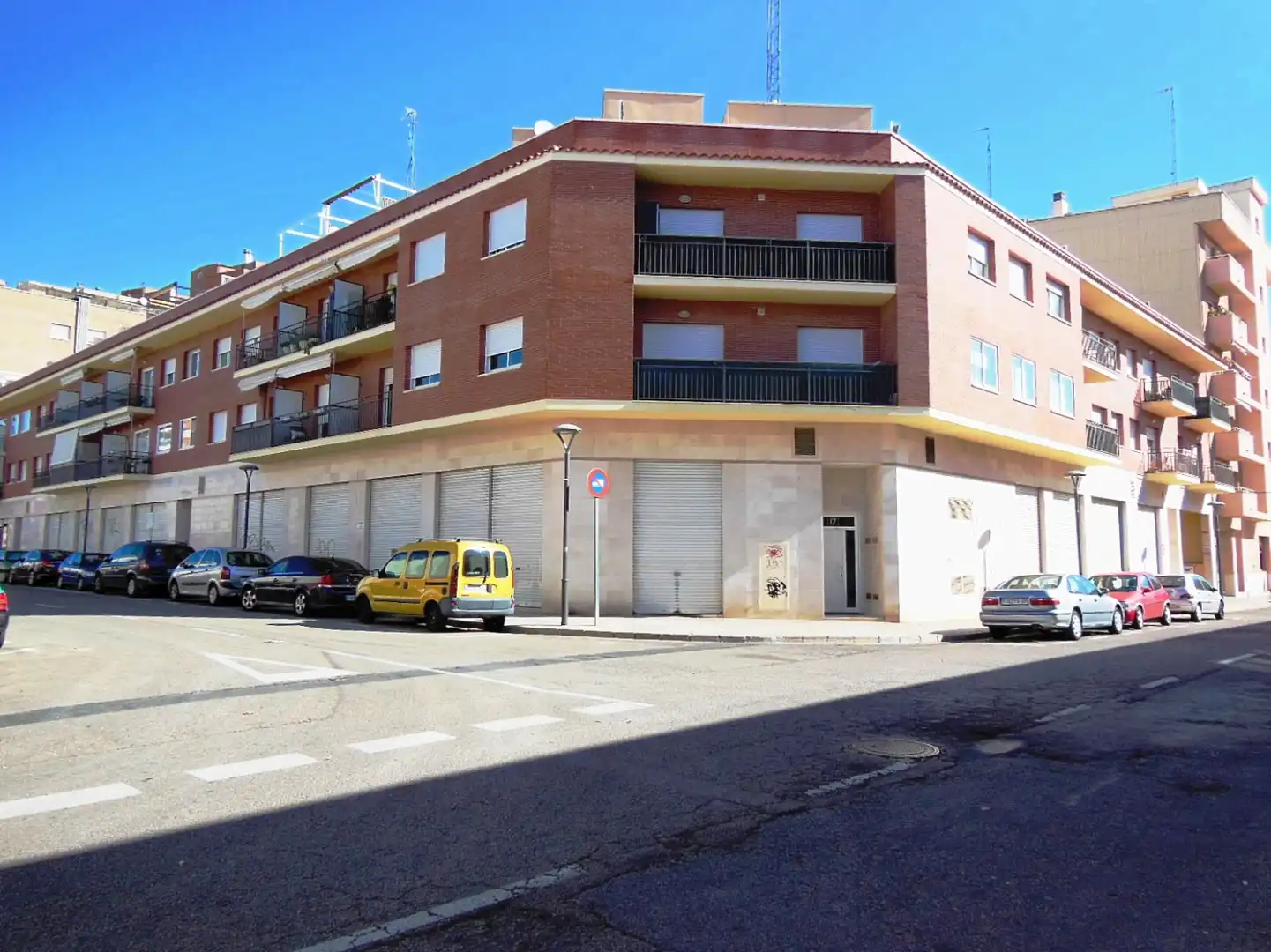 Exterior view of Commercial properties for sale in Reus