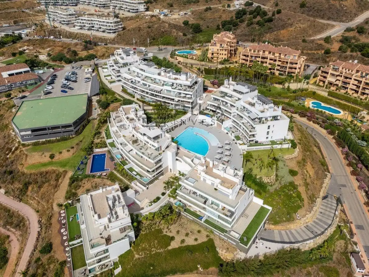 Àtic amb piscina en venda a One Residences, imagen 40