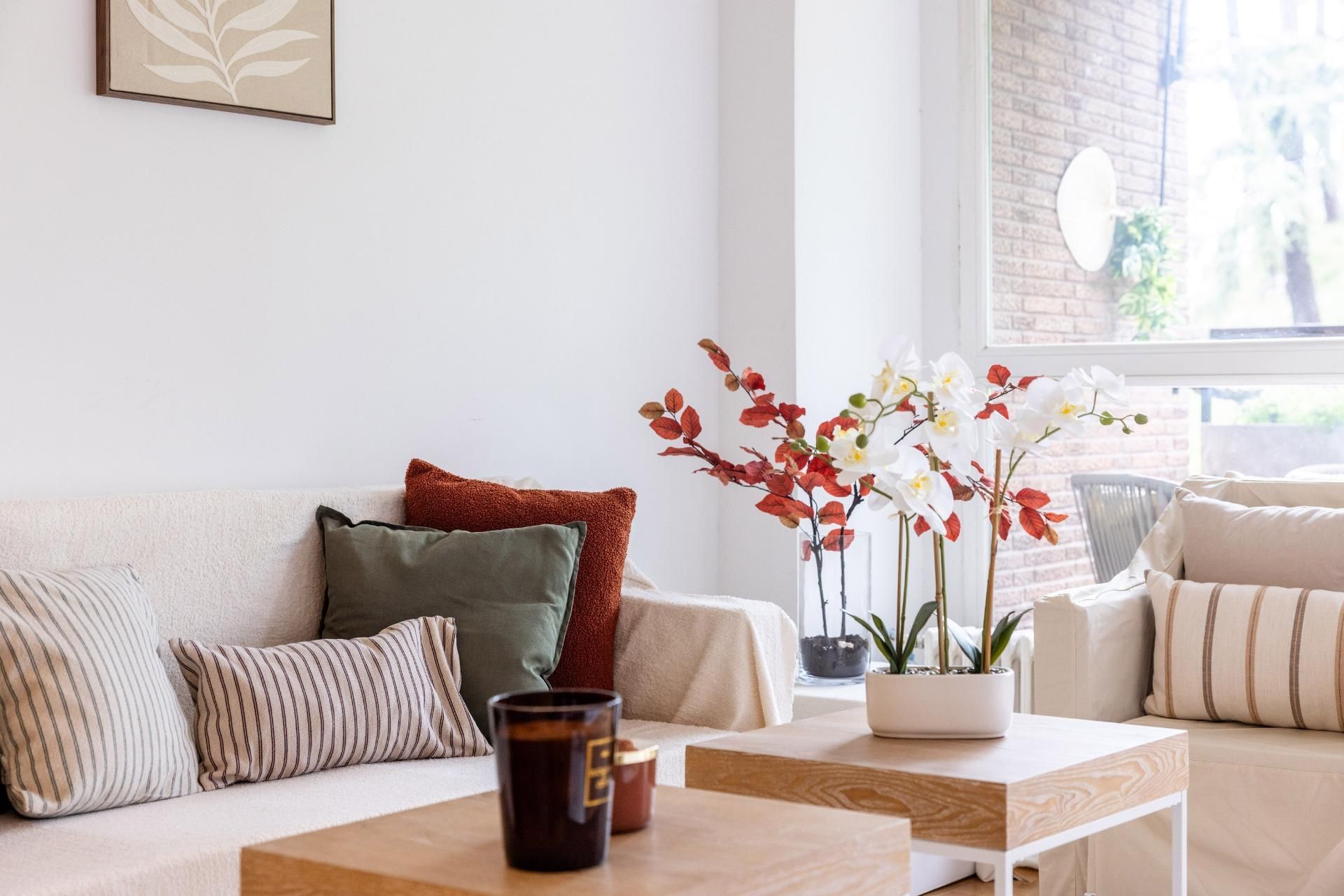 Living room of Duplex for sale in  Madrid Capital  with Air Conditioner, Heating and Terrace