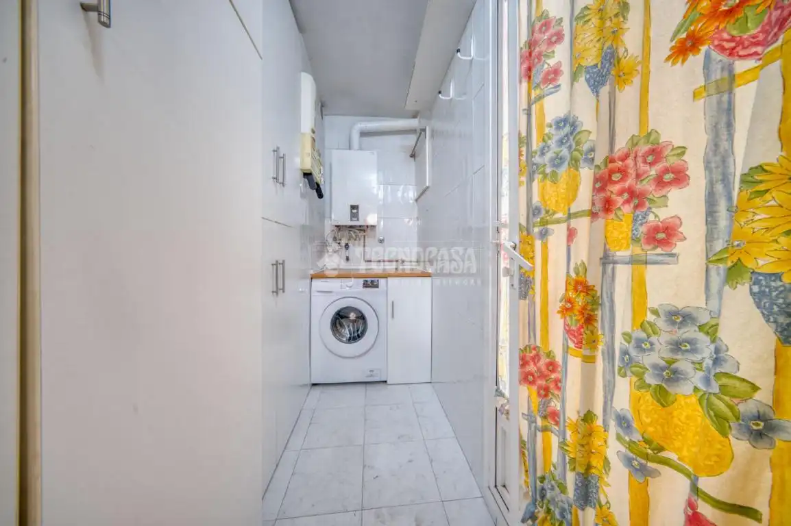 Piso en venta en Laguna de Duero con Calefacción y Terraza