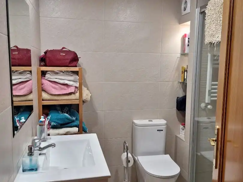 Bany de Pis en venda en  Madrid Capital amb Aire condicionat, Terrassa i Piscina