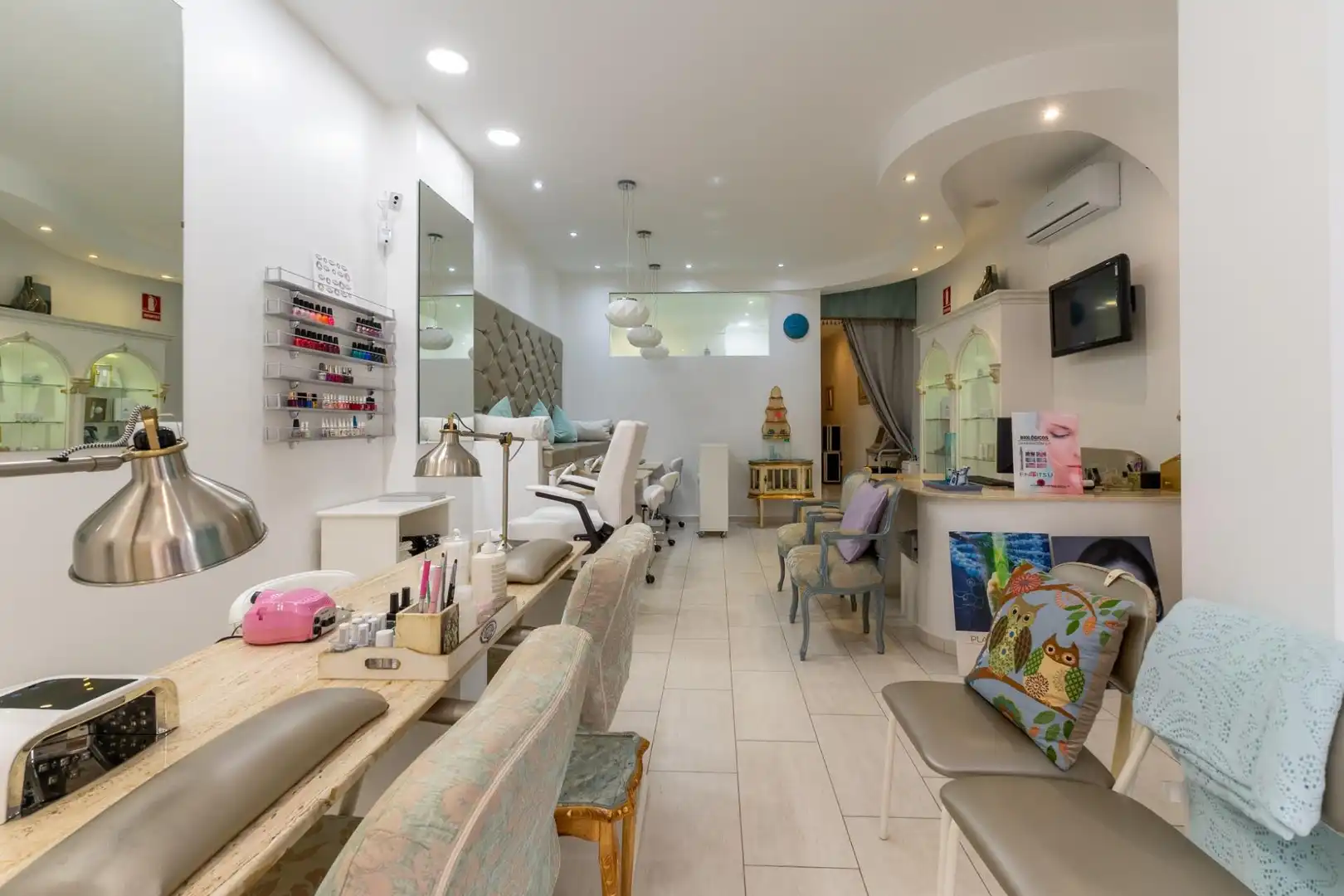 Local comercial en alquiler en Calle de la Cruz, imagen 6