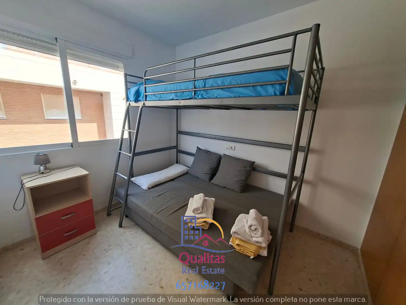 Habitación de Apartamento de alquiler en Oliva con Aire acondicionado, Calefacción y Terraza