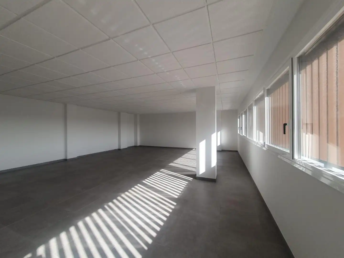 Oficina en venta en Sevilla