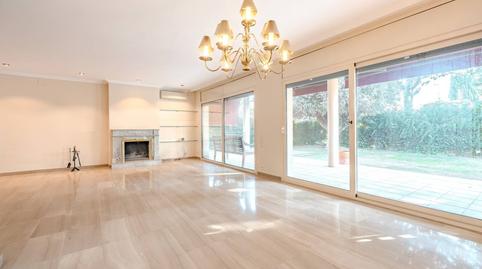 Foto 5 de Casa o xalet en venda a Avenida Jacint Esteve Fontanet, Ciutat Diagonal, Esplugues de Llobregat