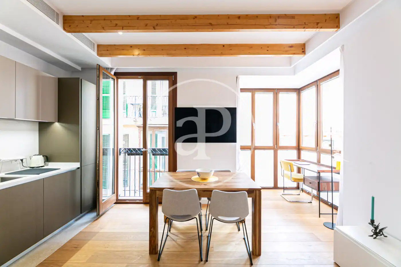 Flat for rent in Carrer Ample de la Mercè, El Mercat