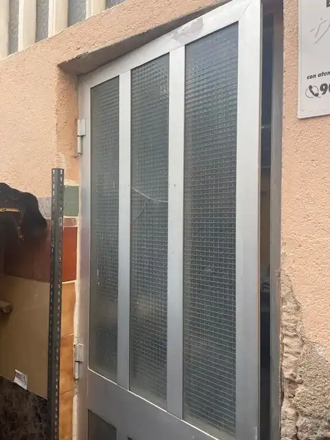 Local en venda a La Geltrú - Sant Jordi