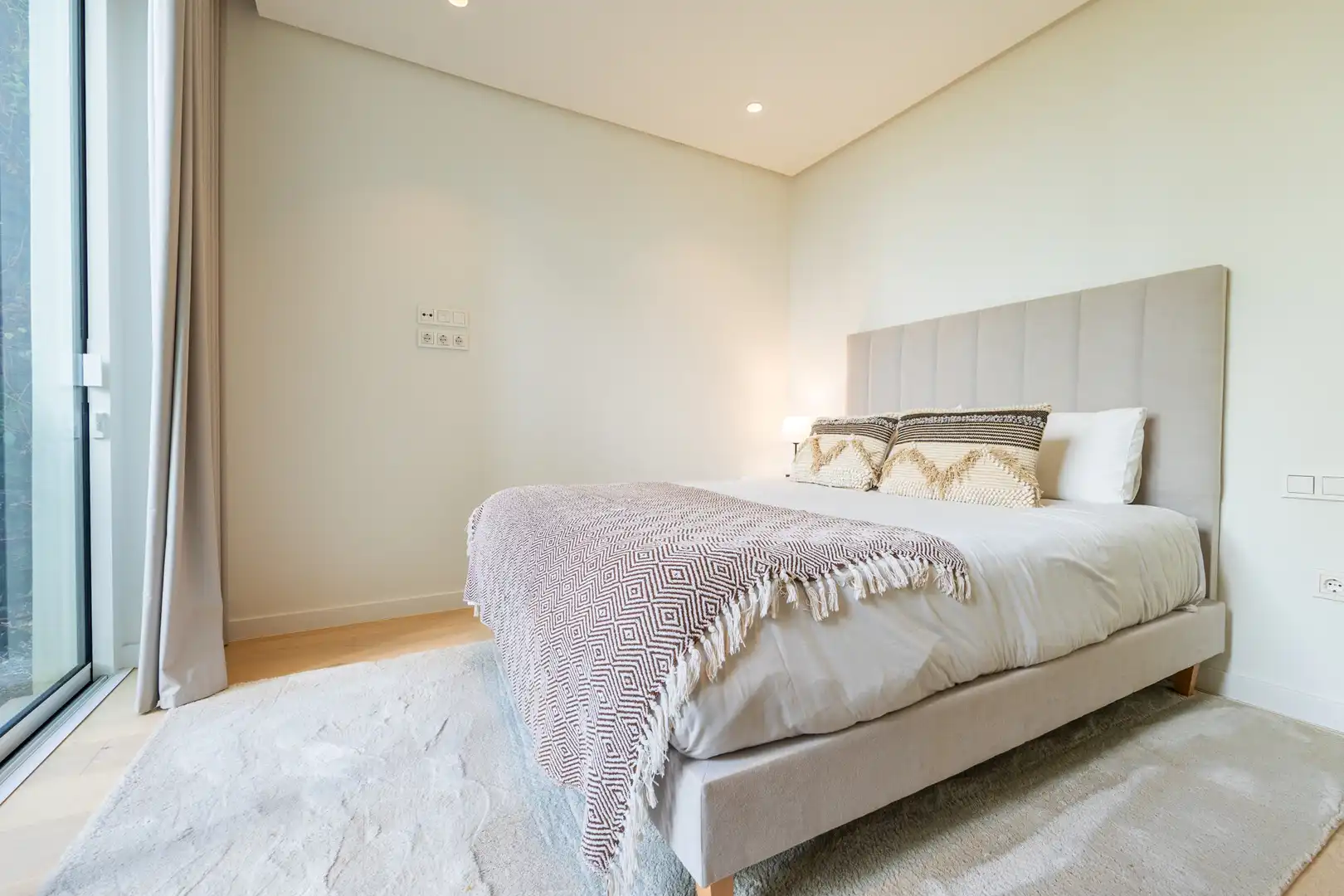 Habitación de Planta baja en venta en Ojén con Aire acondicionado, Terraza y Piscina