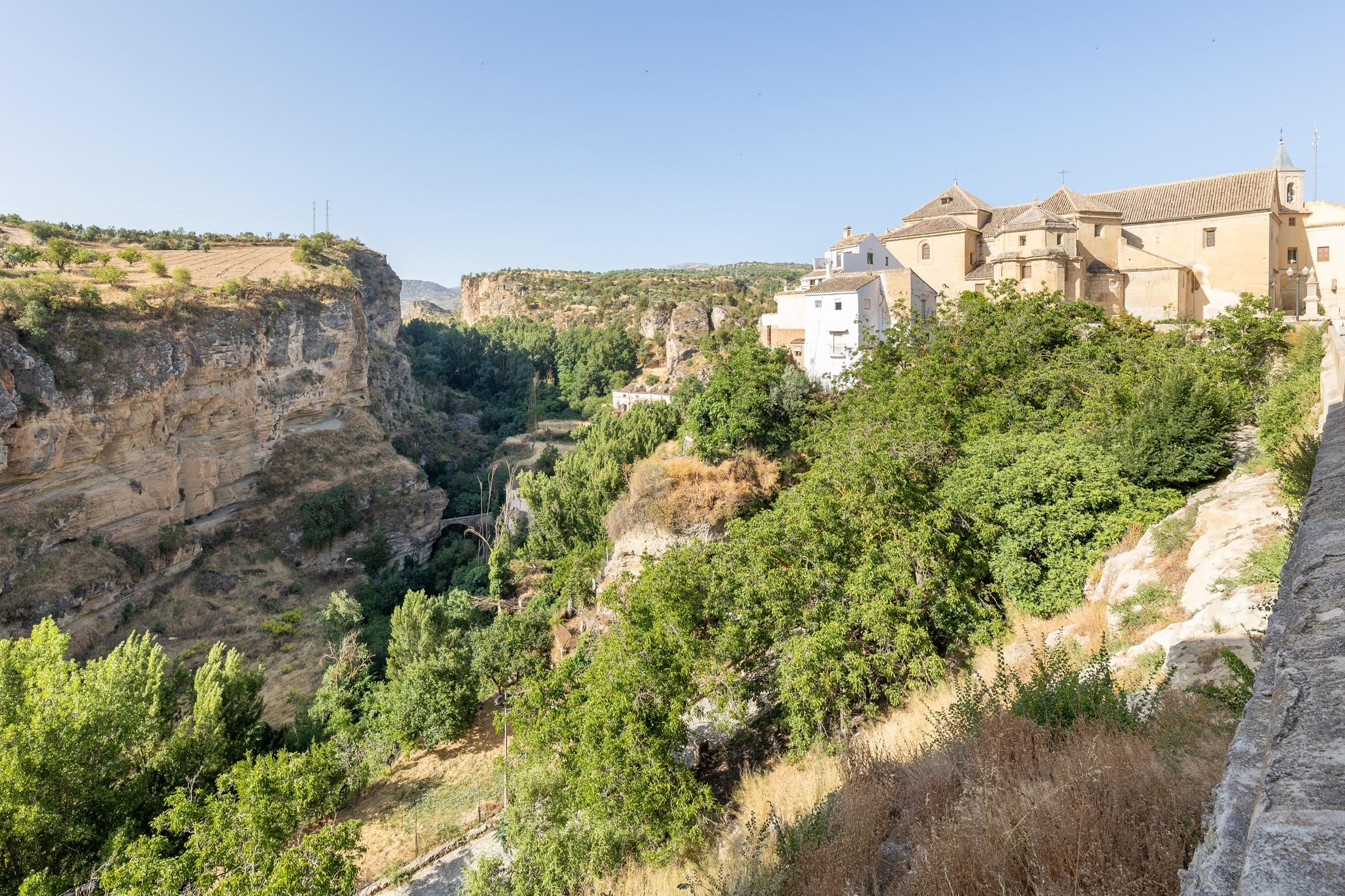 Casa adosada en venda a Calle de la Baja Iglesia, 8, Alhama de Granada