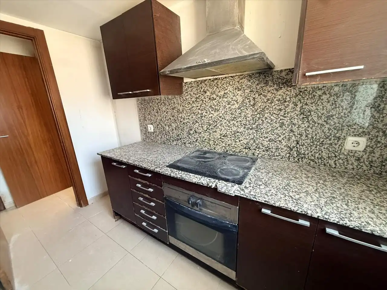 Cuina de Dúplex en venda en Olot amb Terrassa