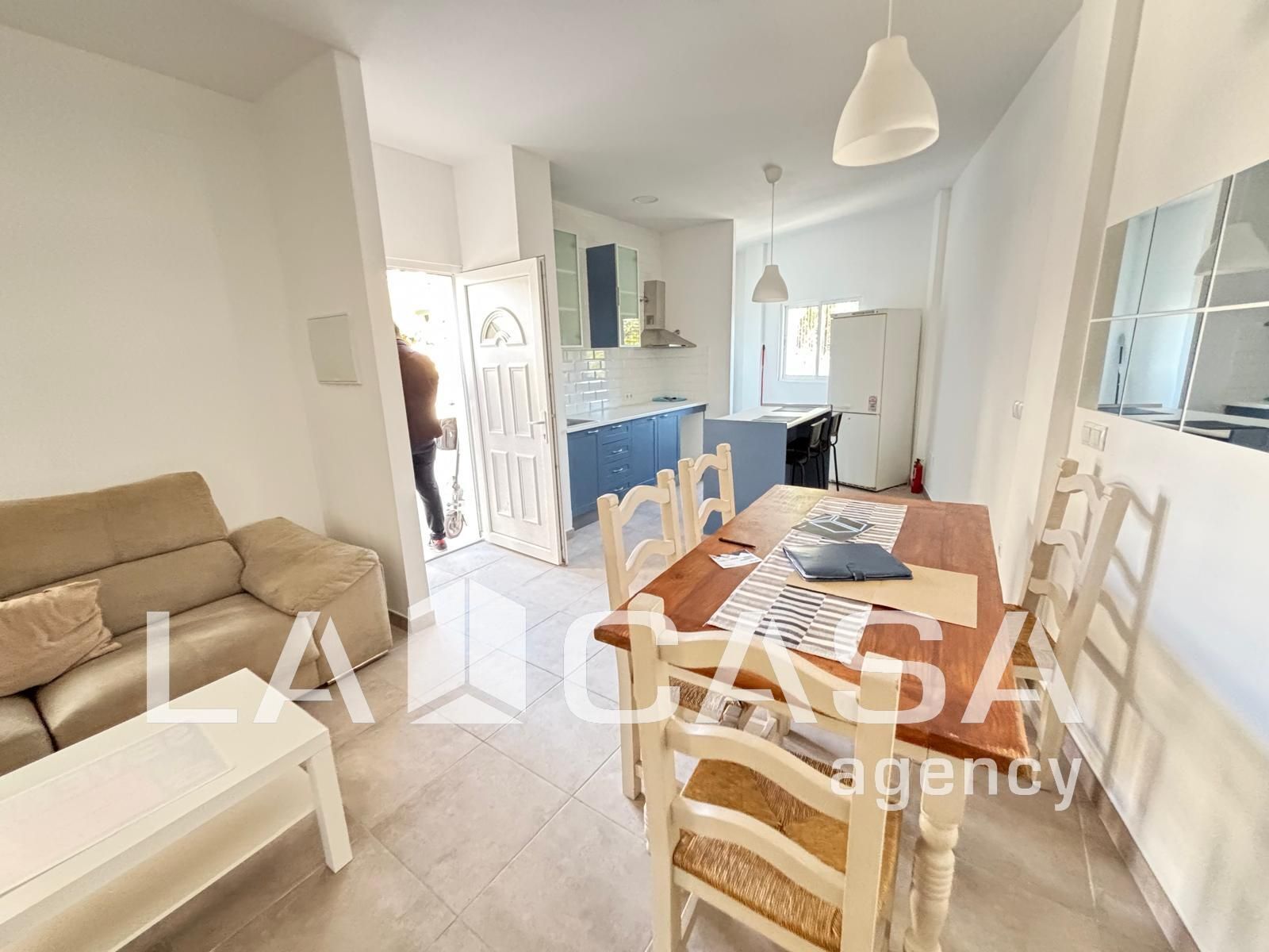 Flat for sale in Algeciras  with Storage room