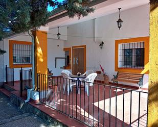 Garden of House or chalet for sale in San Martín de Montalbán  with Air Conditioner, Heating and Swimming Pool