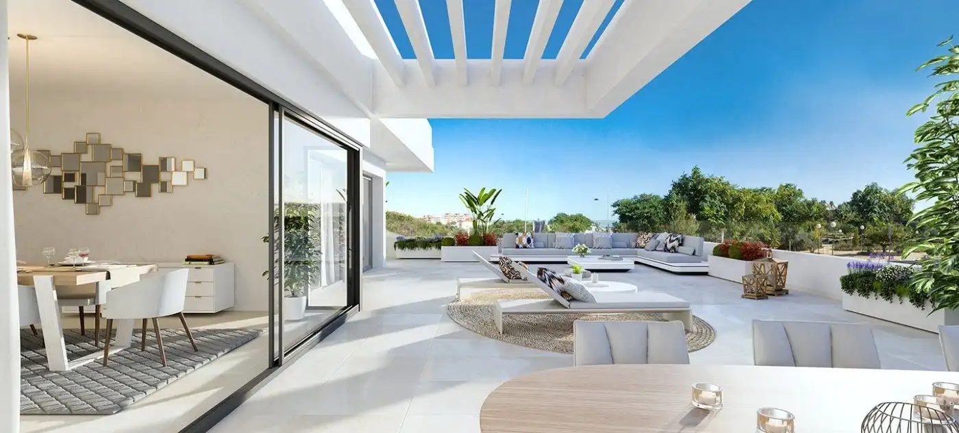 Apartamento con piscina en venta en Estepona Pueblo, imagen 2