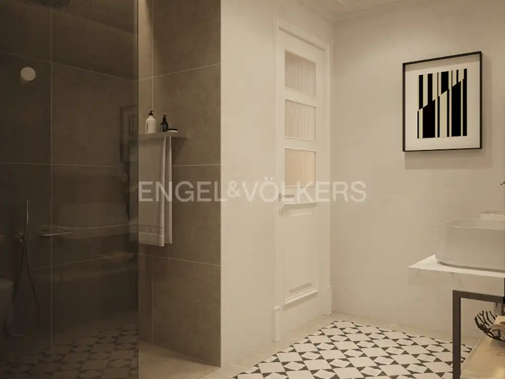 Bathroom of Apartments for sale in Valencia  with Air Conditioner, Heating and Balcony
