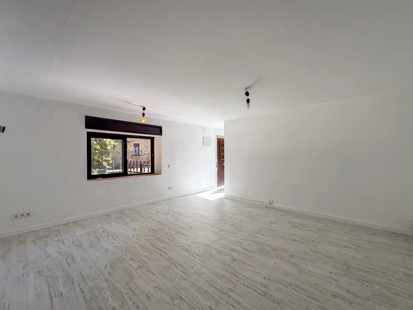 Sala d'estar de Casa o xalet en venda en Corçà amb Calefacció i Jardí privat