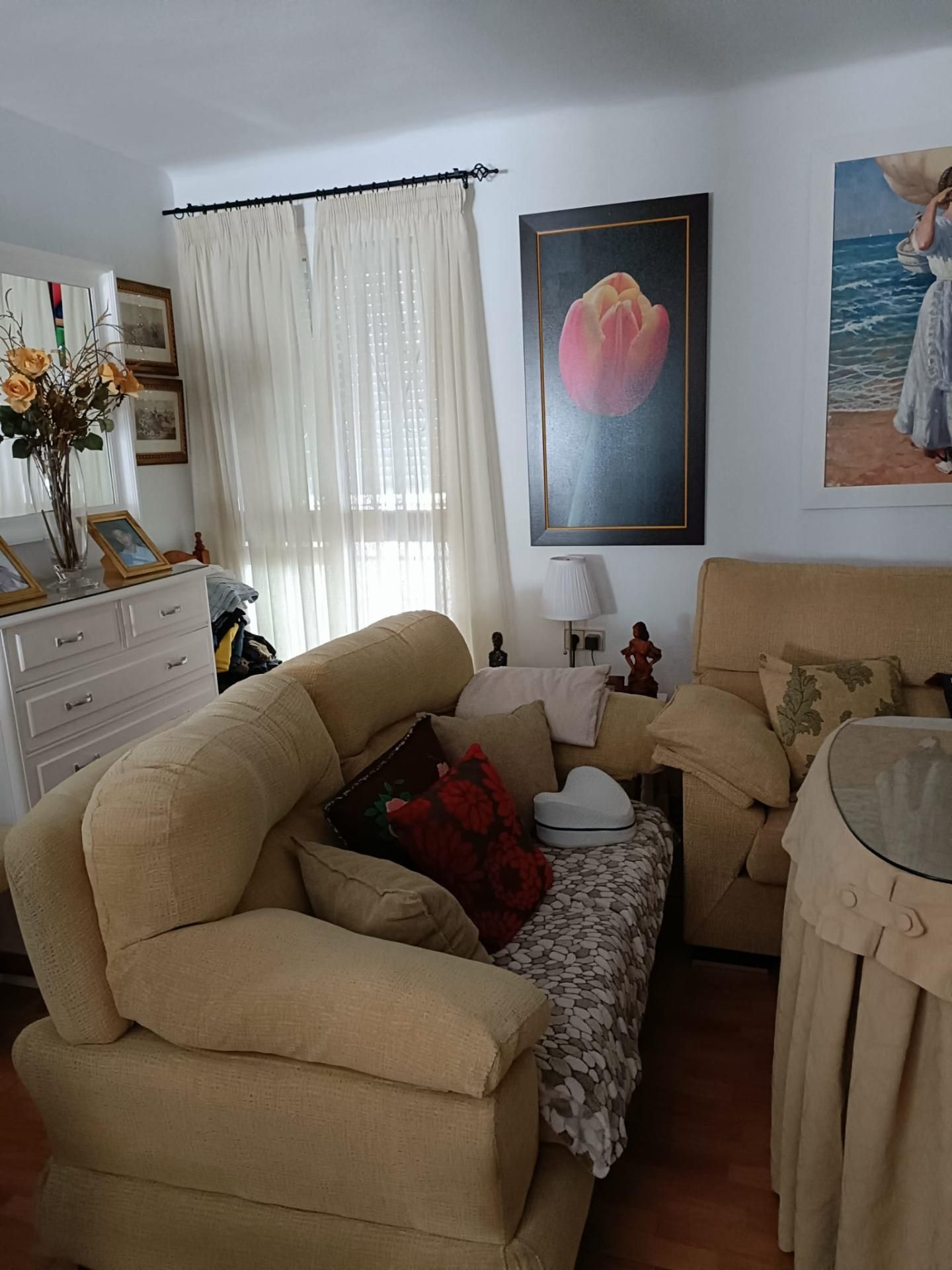 Living room of Flat for sale in  Sevilla Capital