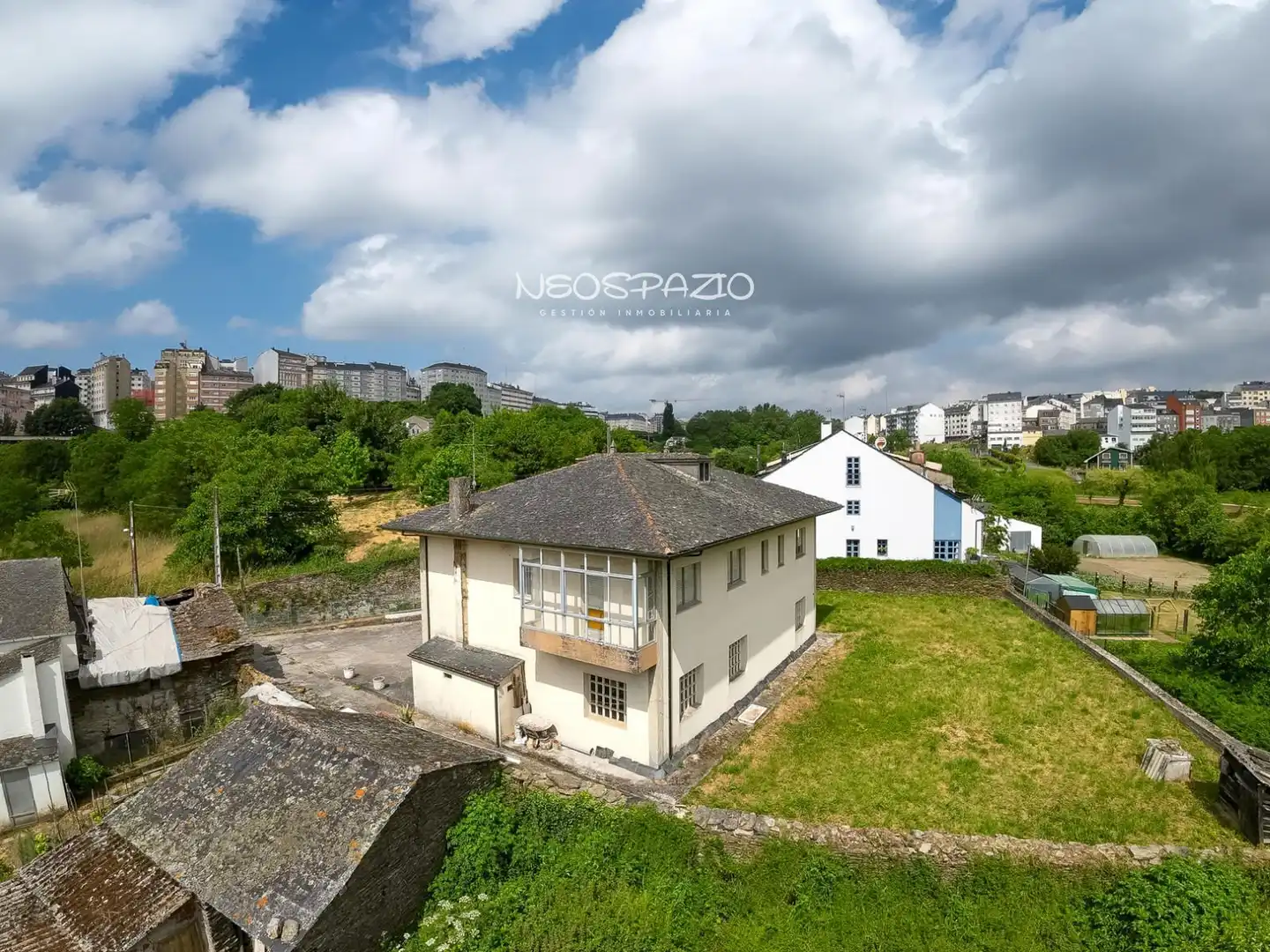 Casa o xalet en venda en Lugo amb Calefacció i Terrassa