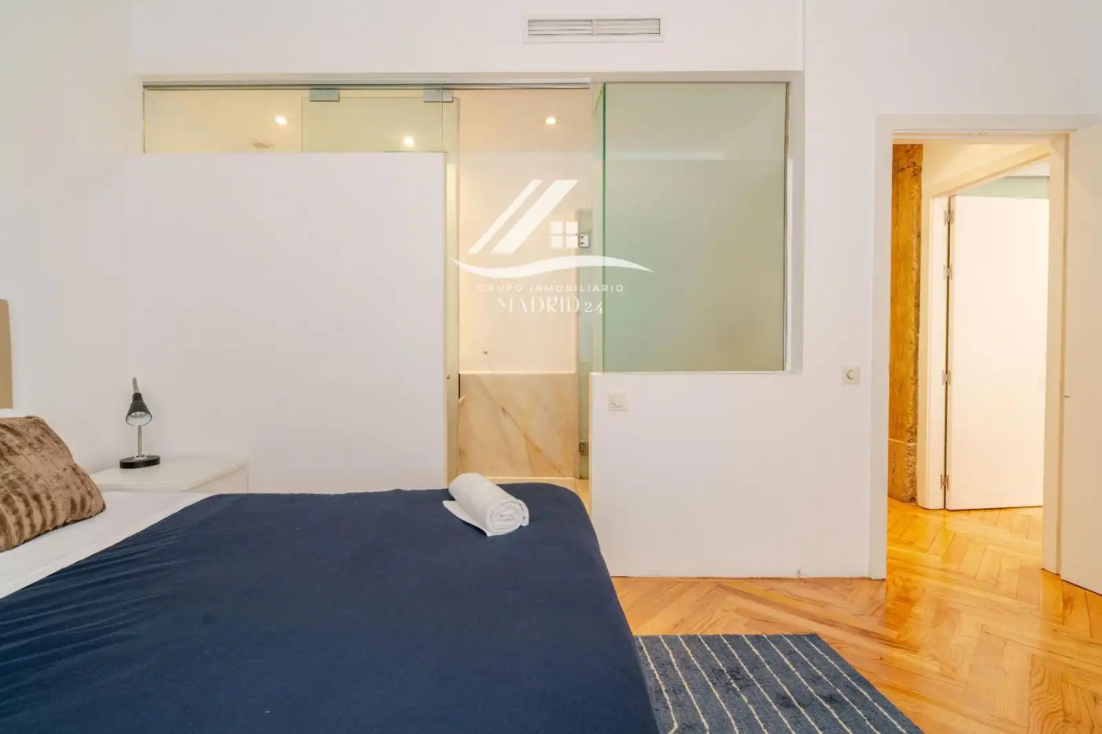 Habitación de Piso de alquiler en Madrid con Aire acondicionado, Calefacción y Amueblado