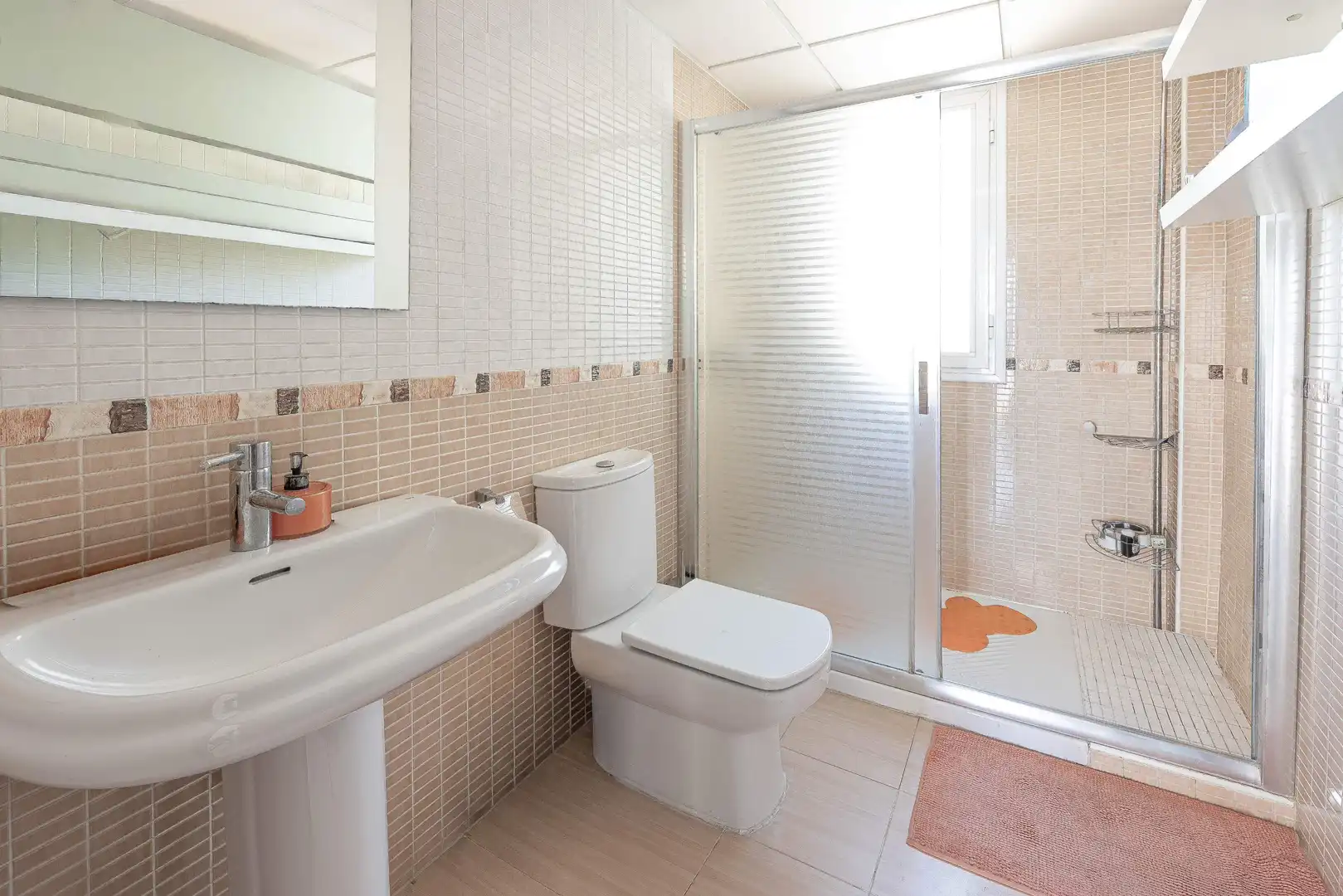 Baño de Casa o chalet en venta en Ronda con Aire acondicionado, Calefacción y Jardín privado