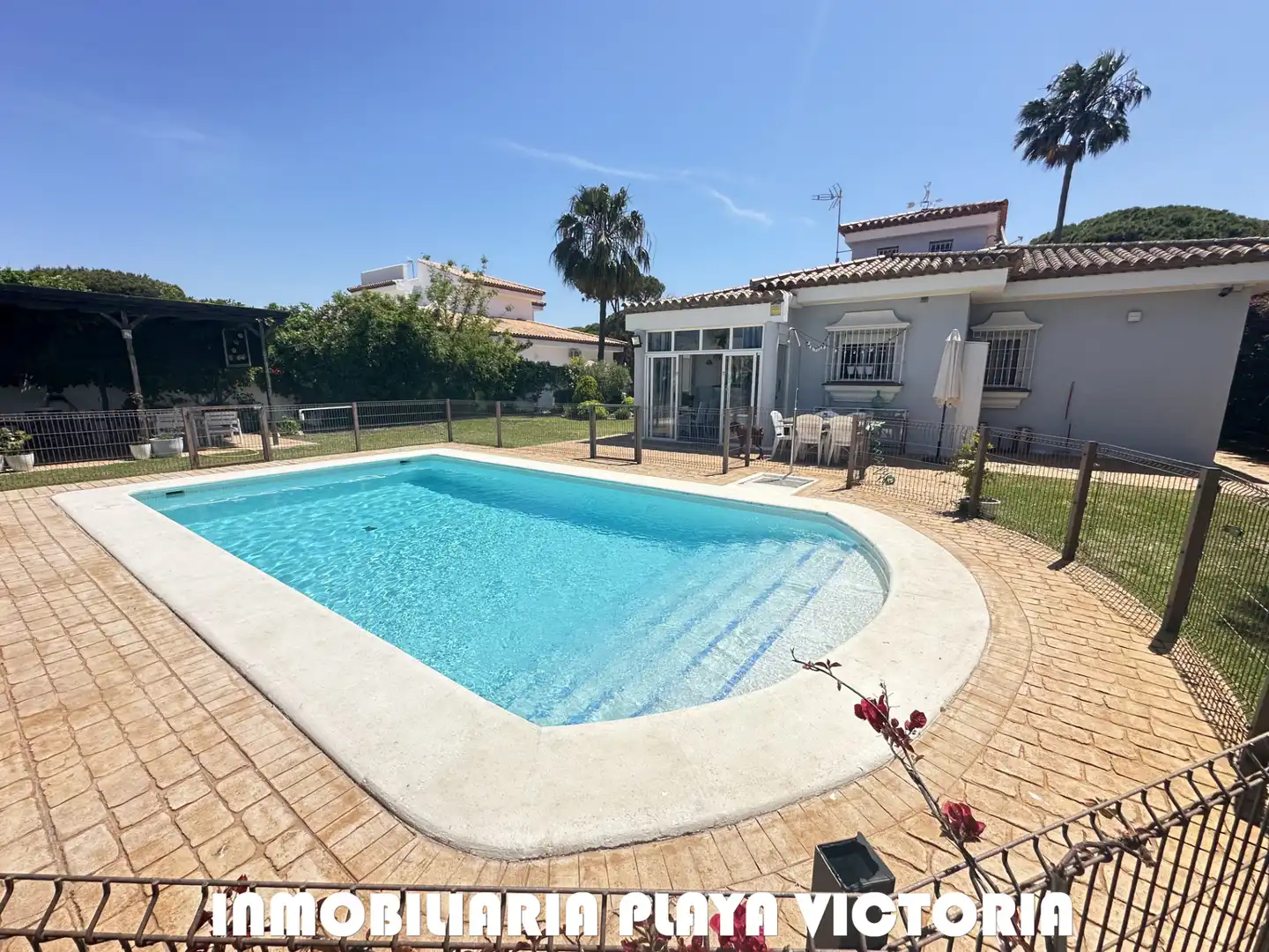 Garden of Houses for sale in Chiclana de la Frontera  with Air Conditioner, Private garden and Swimming Pool