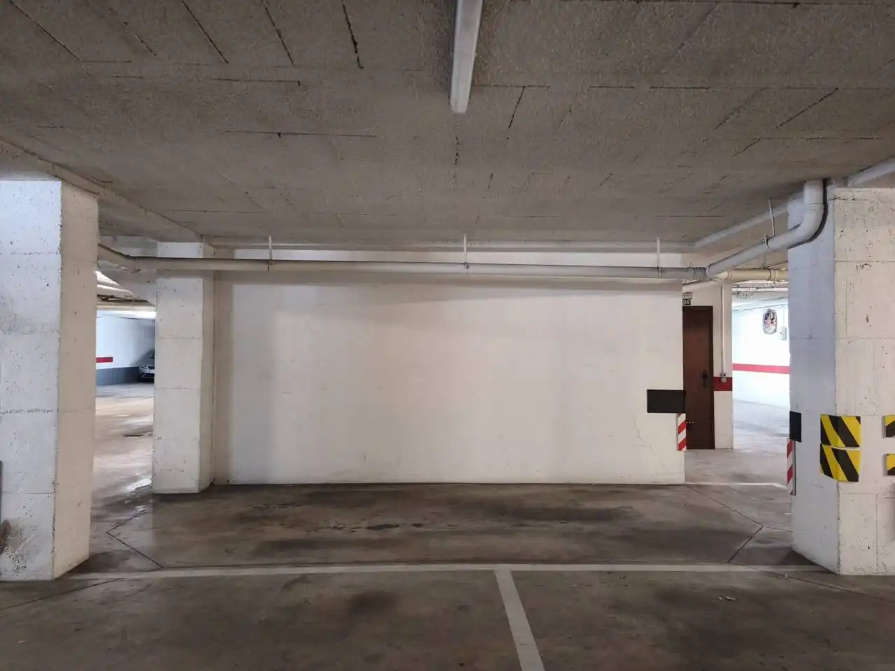 Aparcament de Pis en venda en Burgos amb Calefacció, Parquet i Terrassa