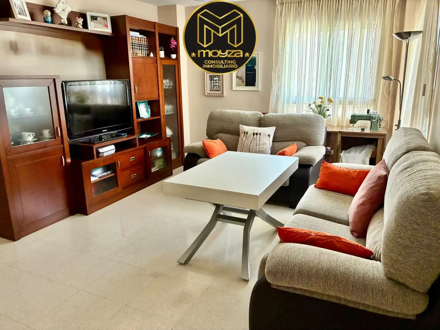 Flat with lift for sale in Renfe - Bulevar 1ª y 2ª Fase, imagen 2