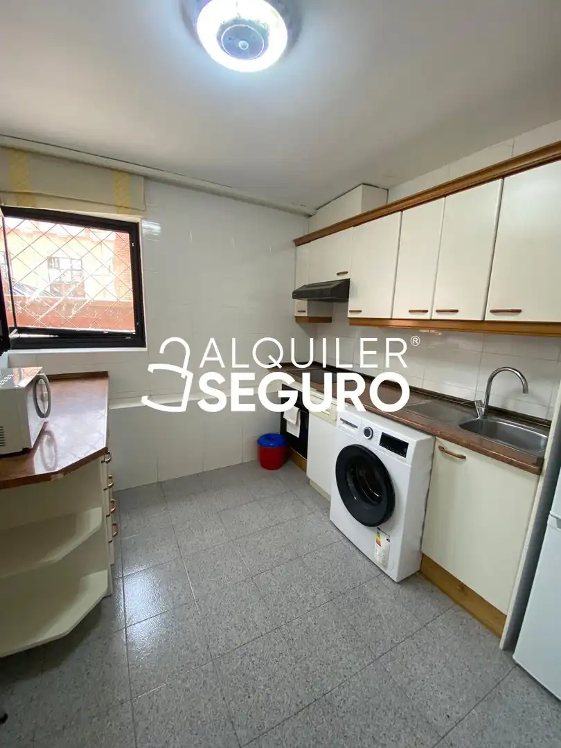Küche von Wohnung zur Miete in Guadalajara mit Klimaanlage, Heizung und Terrasse
