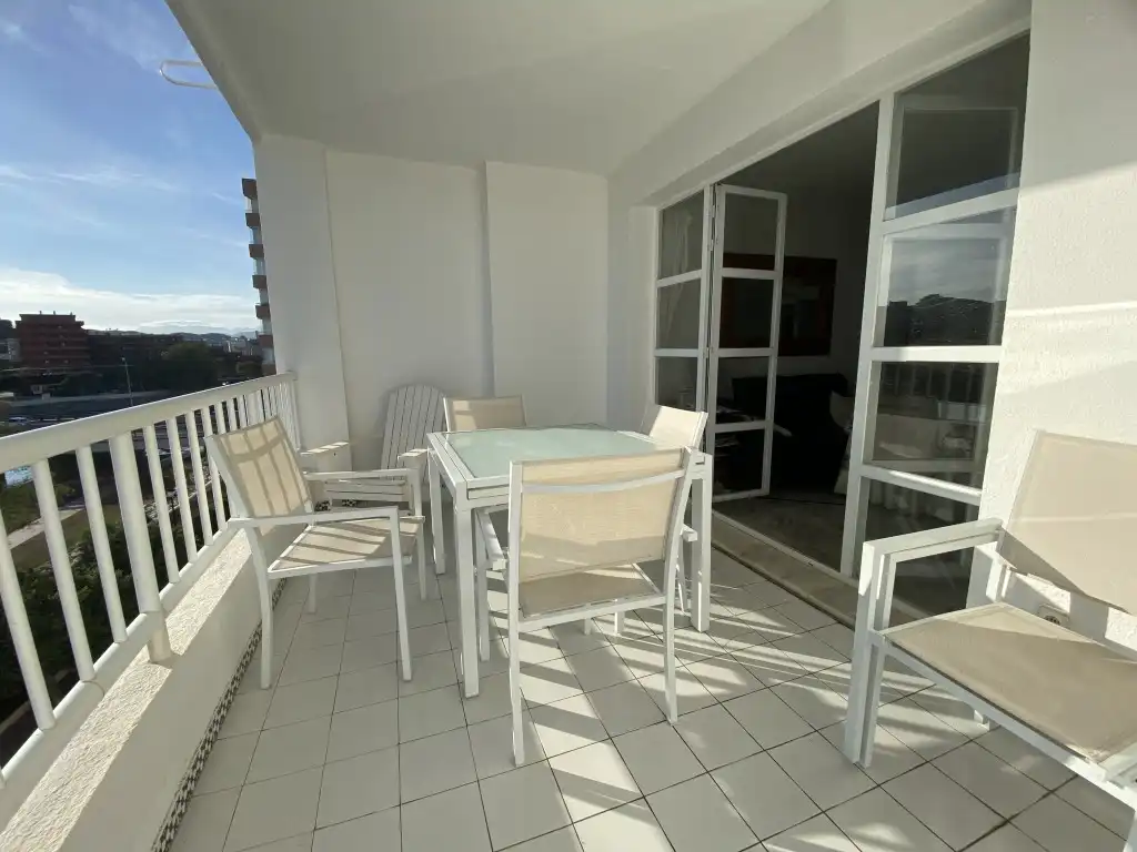 Apartamento con piscina en venta en Castillo Sohail - Myramar, imagen 7