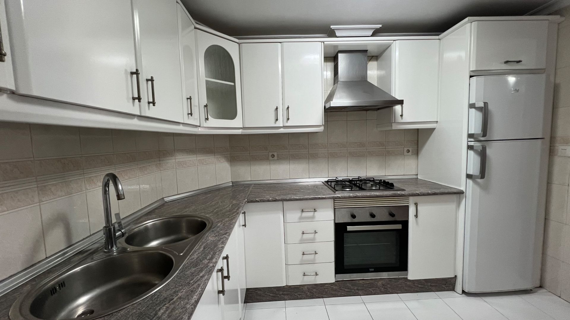 Pis en venda a Avenida de Molière, Puerta Blanca, Carretera de Cádiz