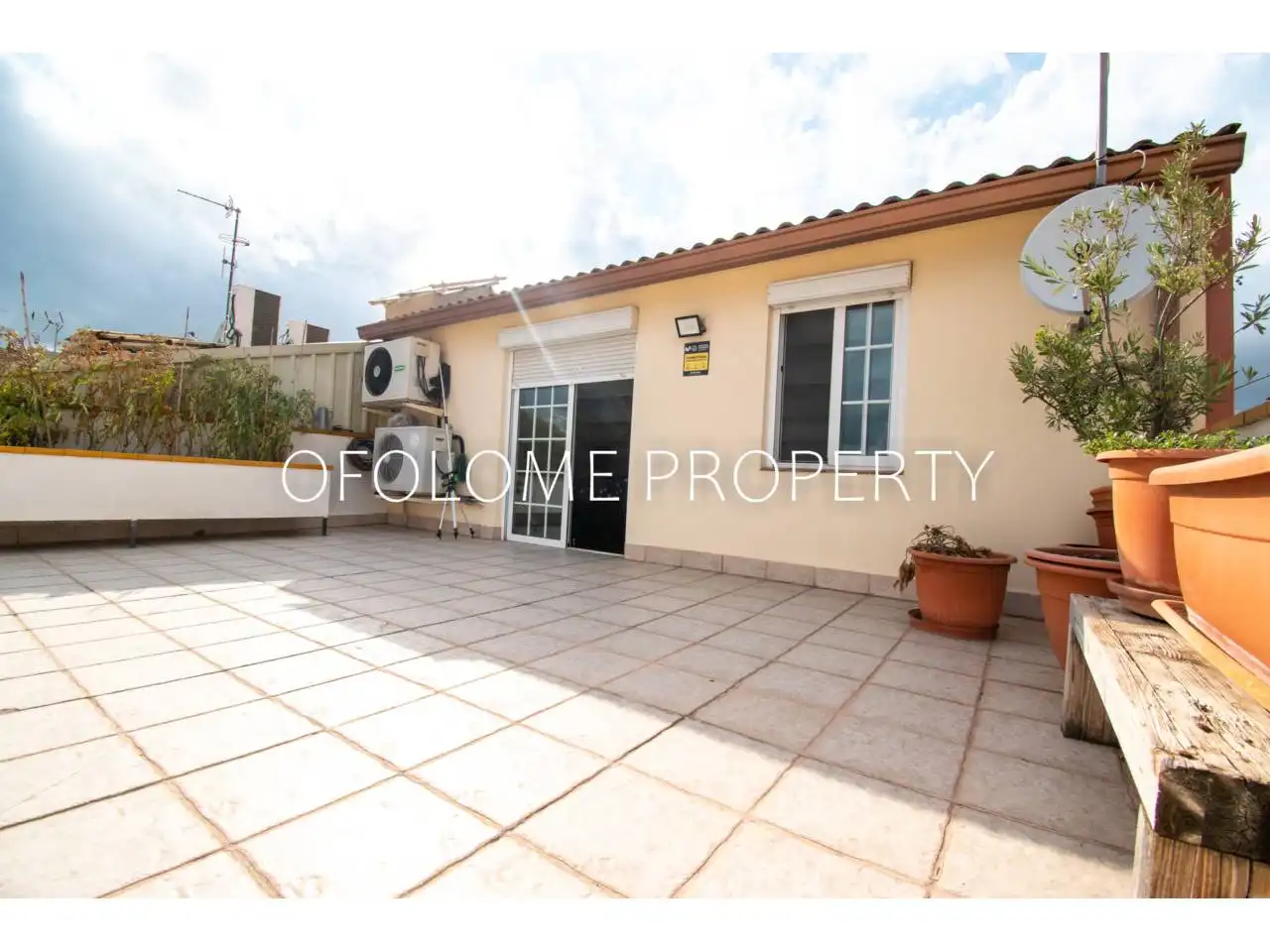 Exterior view of Houses for sale in Sabadell  with Air Conditioner, Heating and Terrace