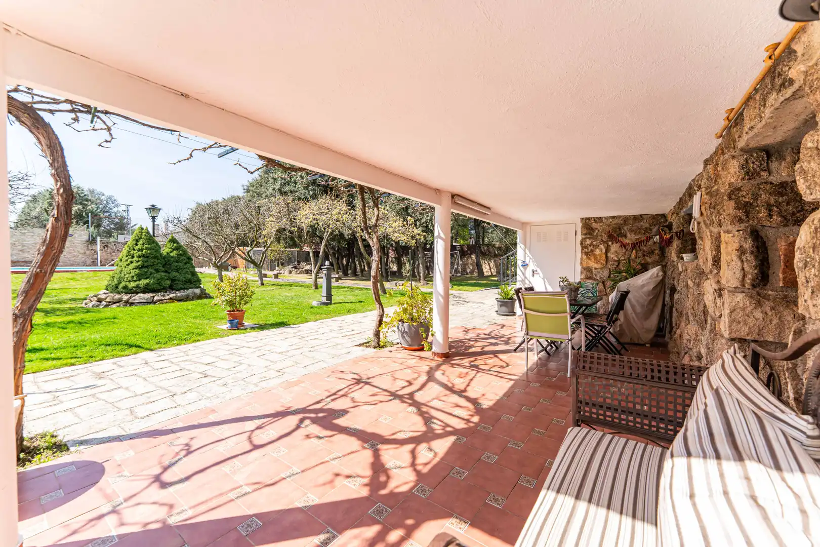 Garden of Houses for sale in Alpedrete  with Furnished