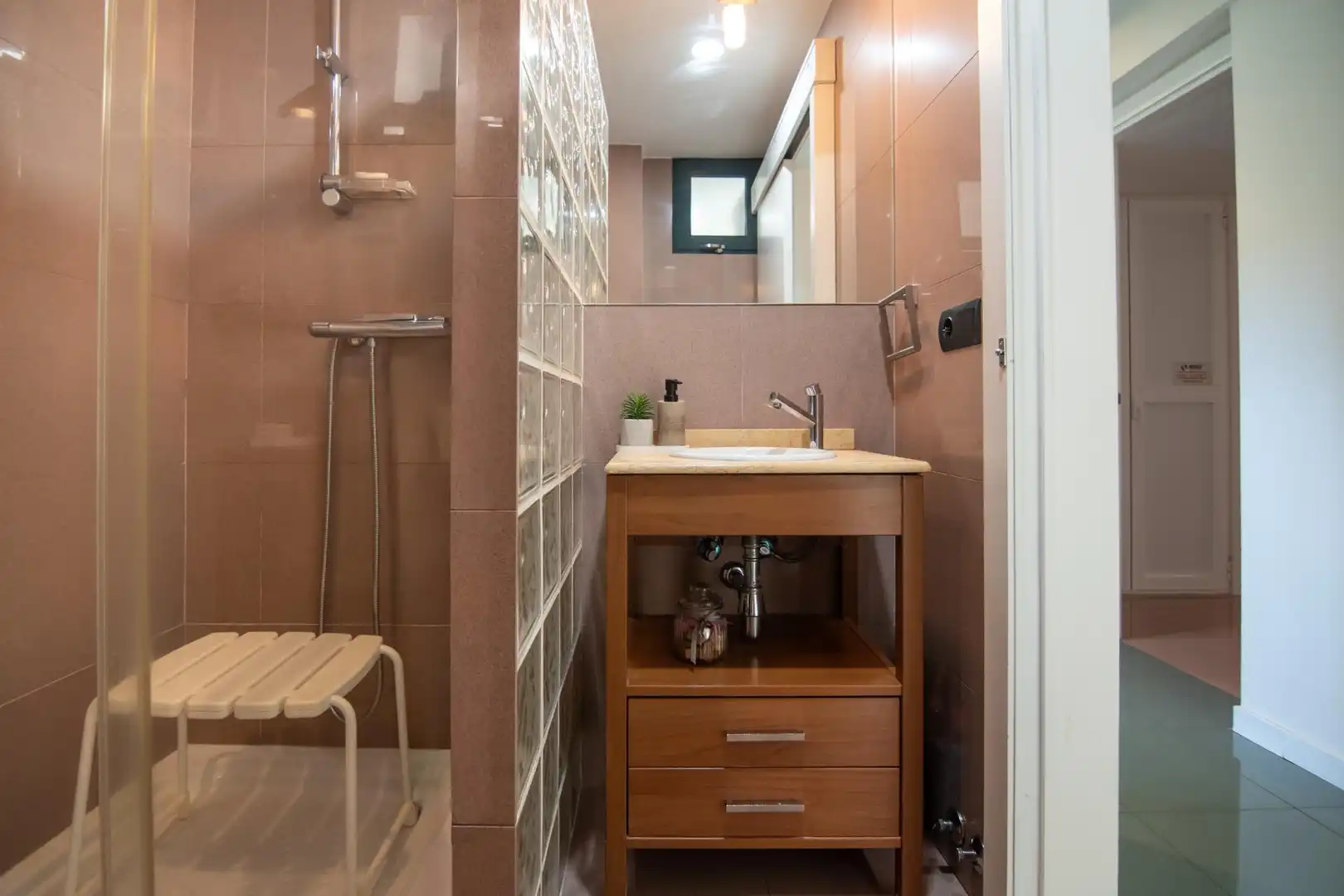 Baño de Casa o chalet en venta en Bergondo con Calefacción, Jardín privado y Trastero