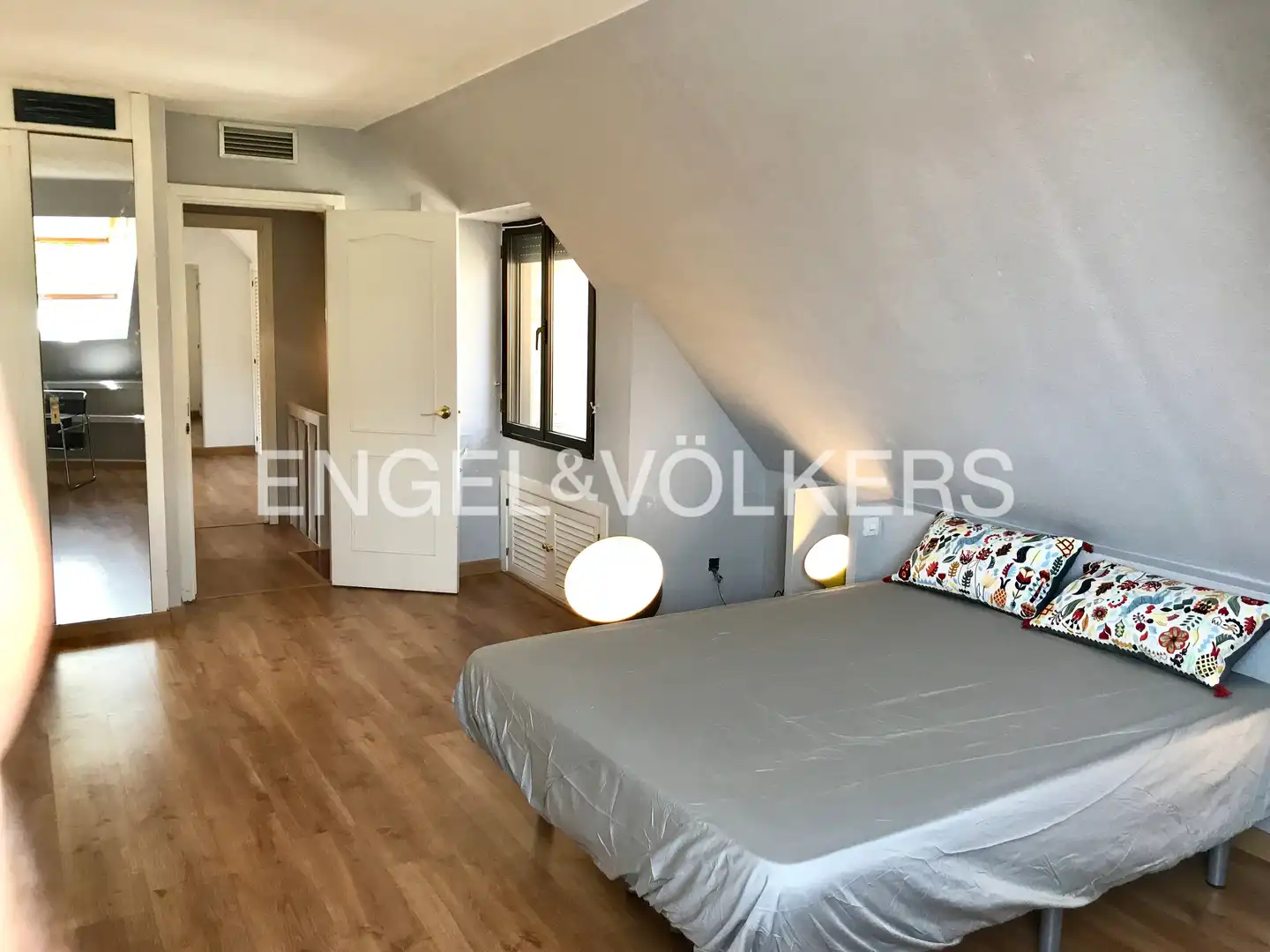 Bedroom of Flat for rent in Las Rozas de Madrid  with Air Conditioner, Heating and Parquet flooring