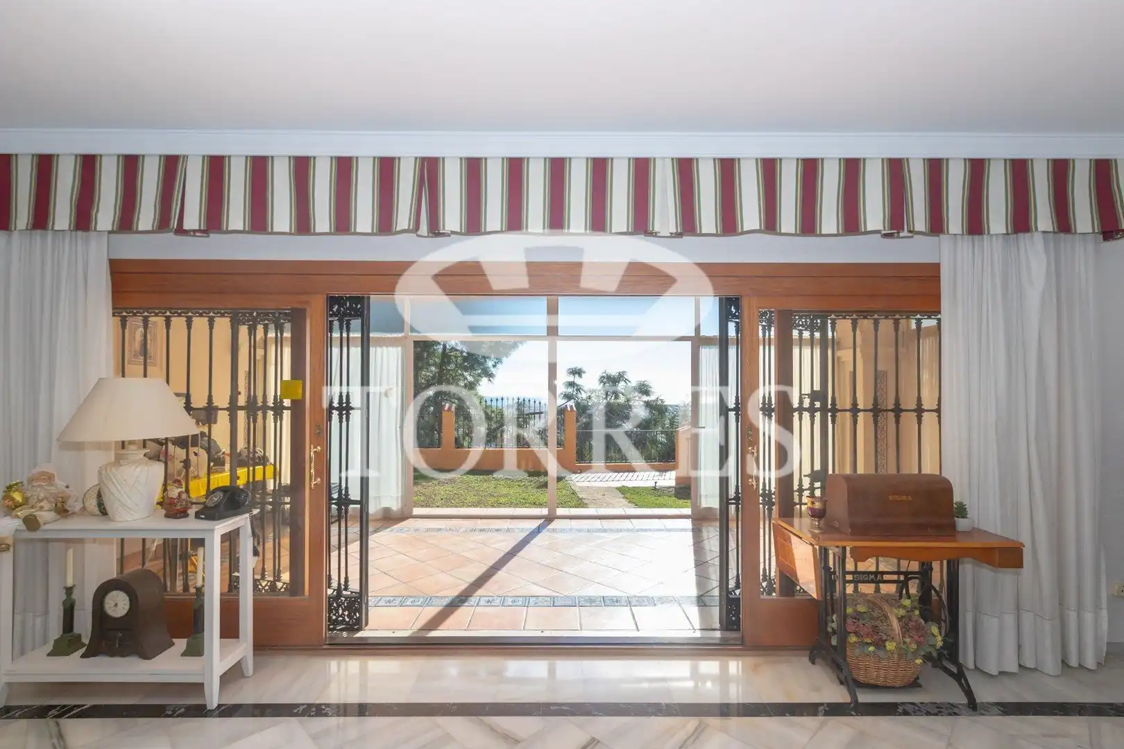 Jardí de Casa o xalet en venda en Málaga amb Aire condicionat, Calefacció i Jardí privat