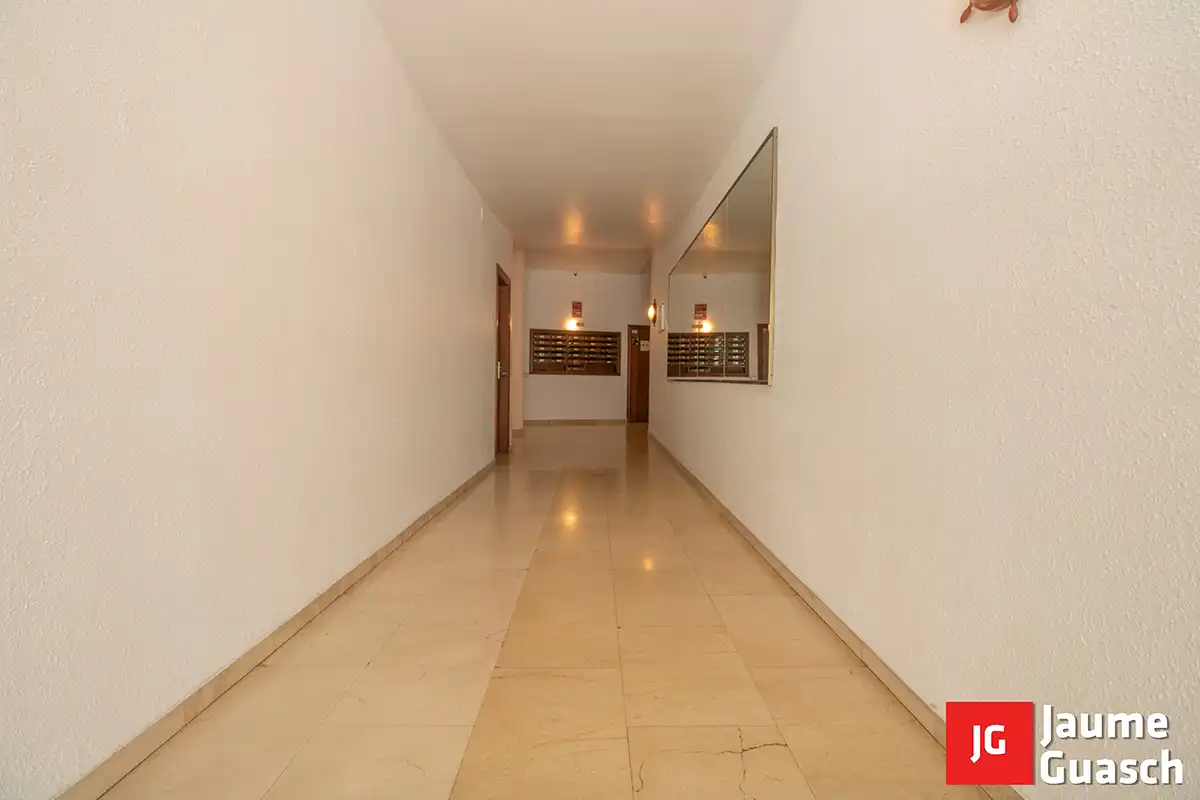 Piso en venta en Torredembarra con Calefacción, Terraza y Trastero