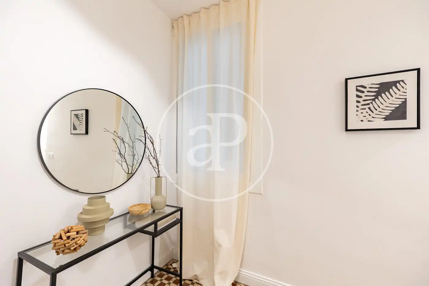 Wohnung zum Verkauf in Barcelona mit Klimaanlage, Heizung und Balkon