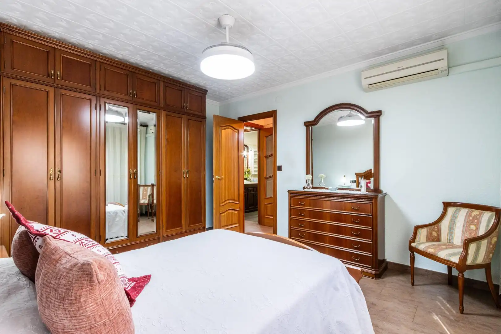 Habitación de Casa o chalet en venta en Sabadell con Aire acondicionado, Calefacción y Terraza