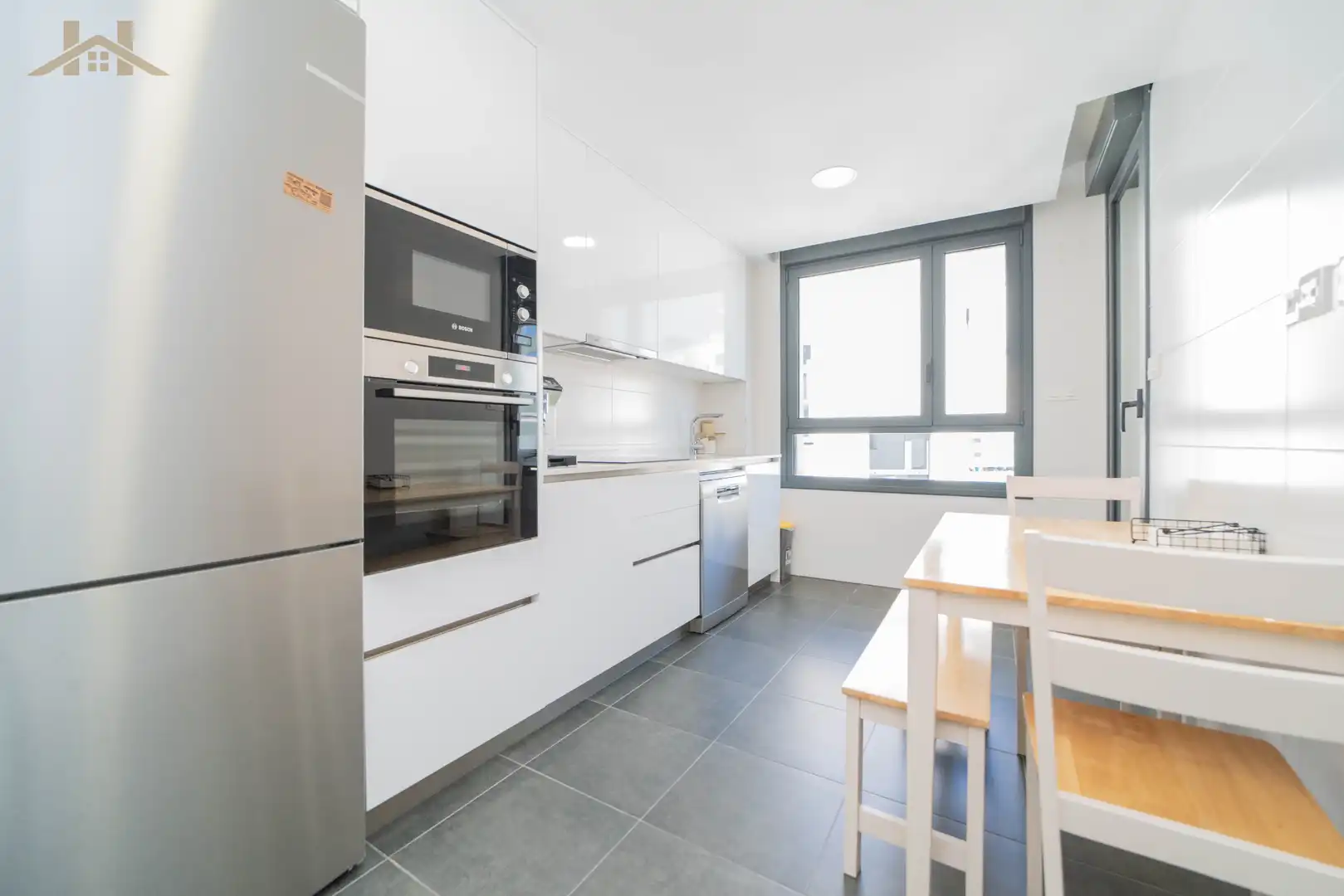 Küche von Wohnung zum Verkauf in Pozuelo de Alarcón mit Klimaanlage, Heizung und Terrasse
