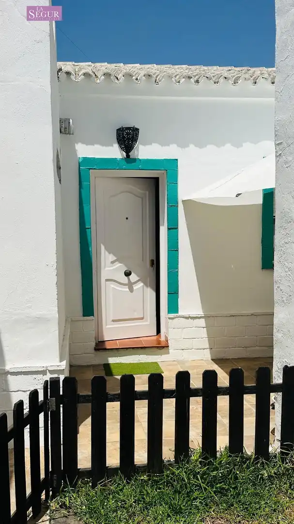 Casa o xalet en venda en Barbate amb Jardí privat, Terrassa i Moblat