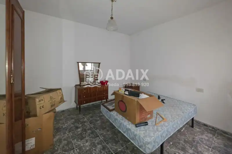 Bedroom of Houses for sale in Úbeda