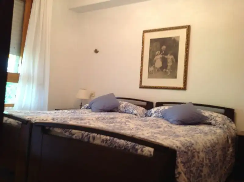Habitación de Casa o chalet en venta en Santo Domingo de la Calzada con Calefacción, Jardín privado y Piscina