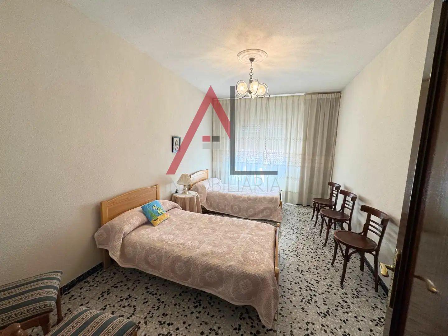 Habitación de Piso en venta en Nava de la Asunción con Terraza, Amueblado y Lavadora