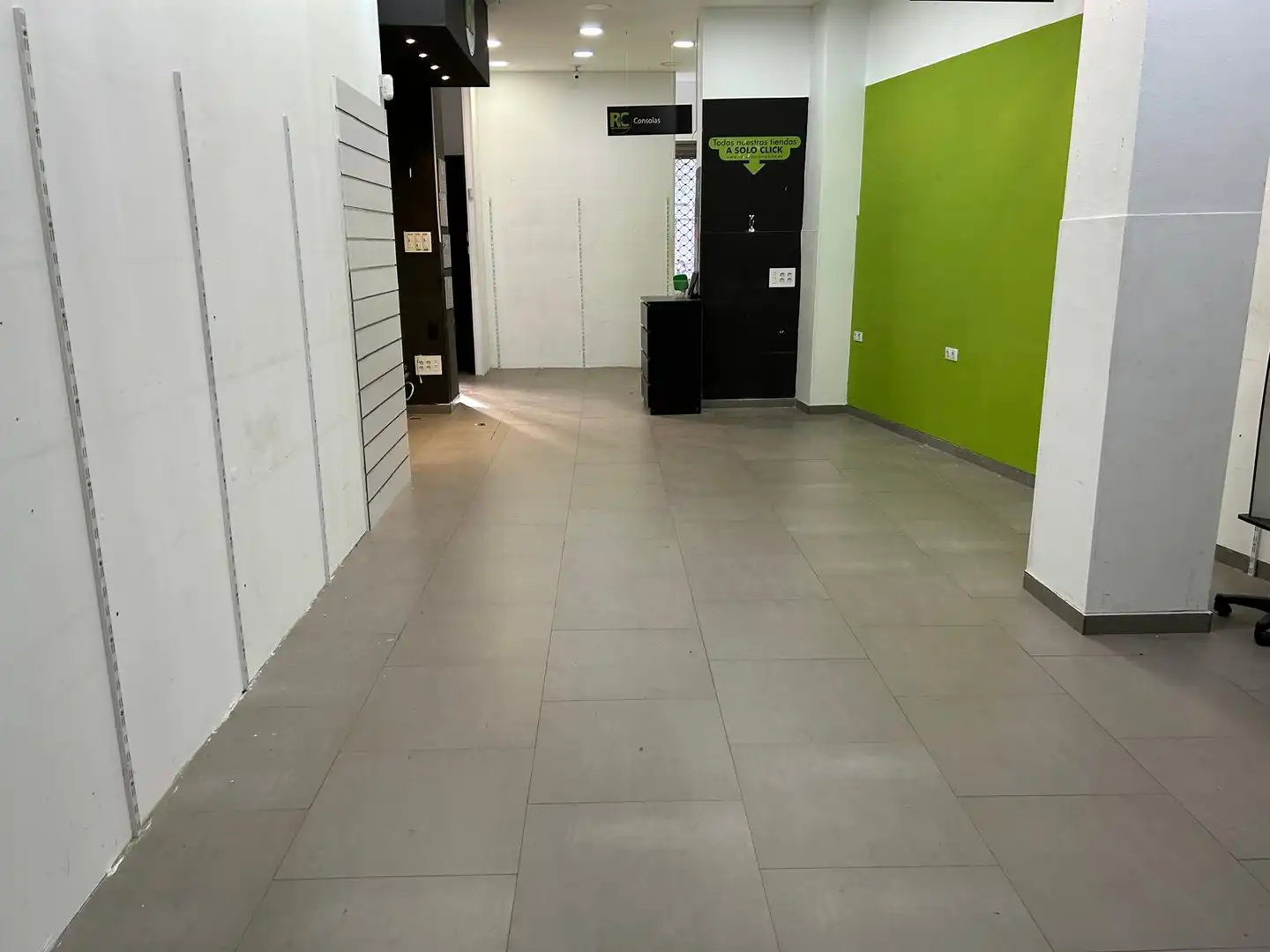 Gewerbefläche zur Miete in Calle Francisco Gourié 57, imagen 4